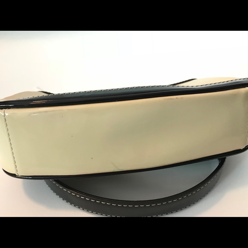 Dooney & Bourke Beige & Brown PT450 BO - Picture 8 of 8
